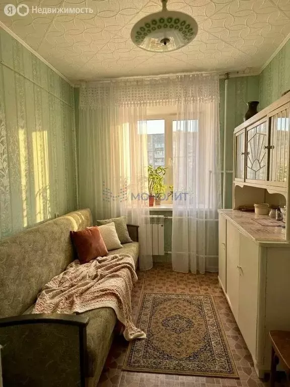 3-комнатная квартира: Новочебоксарск, Восточный жилой район, ... - Фото 1