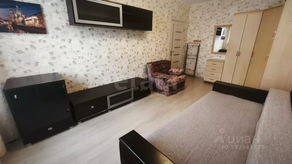 1-к кв. Тюменская область, Тюмень ул. Александра Протозанова, 16 (40.0 ... - Фото 1