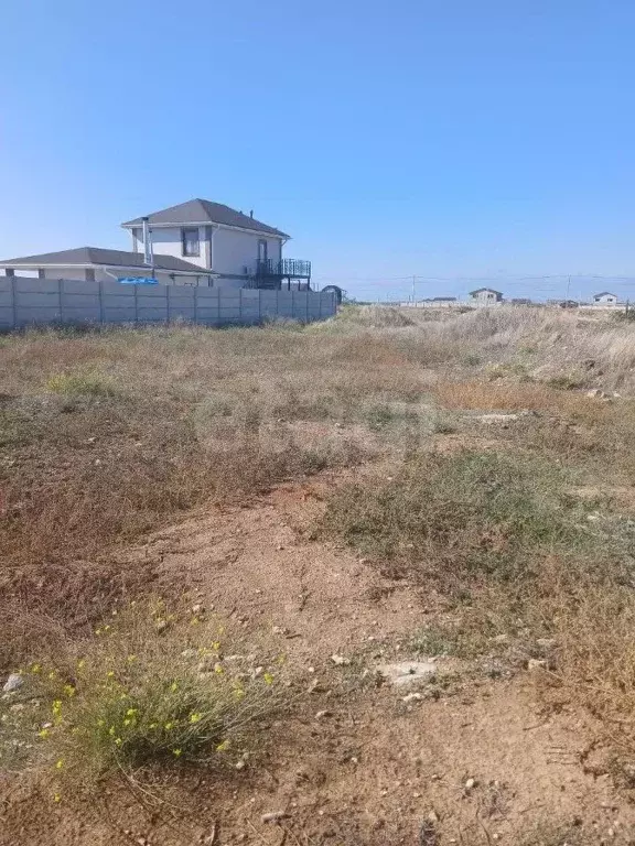 Участок в Крым, Сакский район, Молочненское с/пос, с. Витино ул. ... - Фото 1