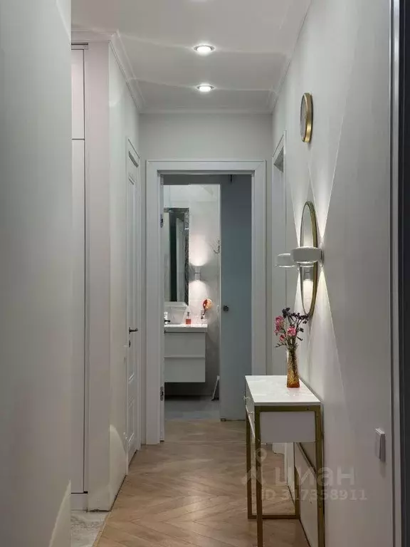 Квартира, 4 комнаты, 83 м - Фото 0