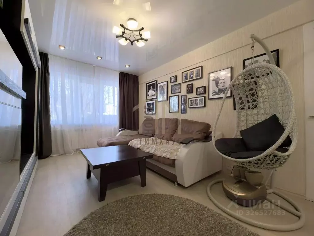 3-к кв. Омская область, Омск ул. Добровольского, 6 (62.8 м) - Фото 1