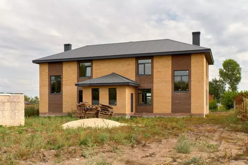 Дом в Татарстан, Пестречинский район, с. Кулаево ул. Чкалова (333 м) - Фото 1