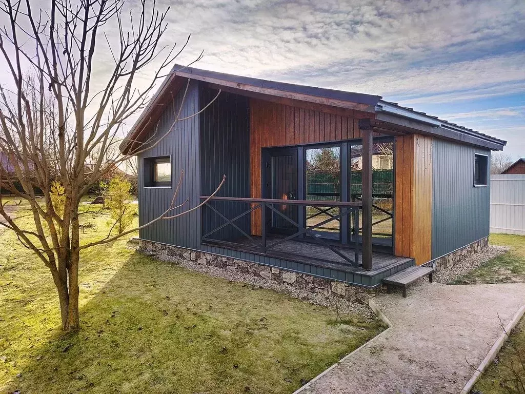 Дом в Псковская область, Псковский район, Писковичская волость, д. ... - Фото 1