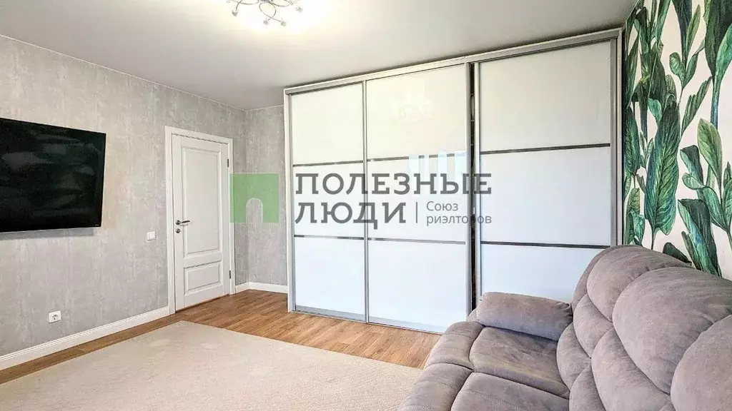 2-к кв. Алтайский край, Барнаул ул. Солнечная Поляна, 99Б (54.0 м) - Фото 1