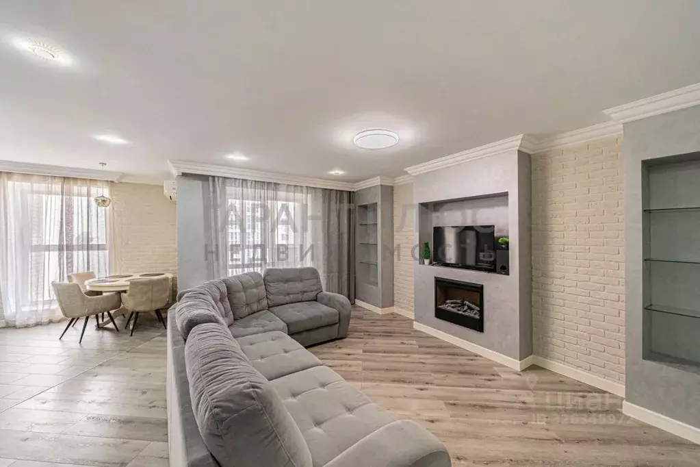 2-к кв. Липецкая область, Липецк Минская ул., 4Б (73.0 м) - Фото 1