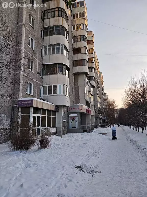 2-комнатная квартира: Екатеринбург, улица Академика Шварца, 18/1 (50.1 ... - Фото 2