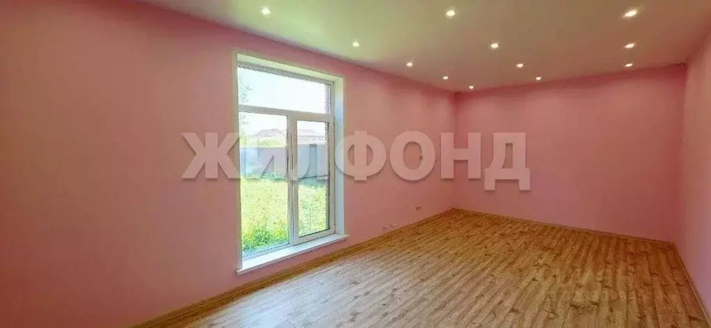 Дом в Новосибирская область, Новосибирский район, с. Толмачево ул. ... - Фото 1