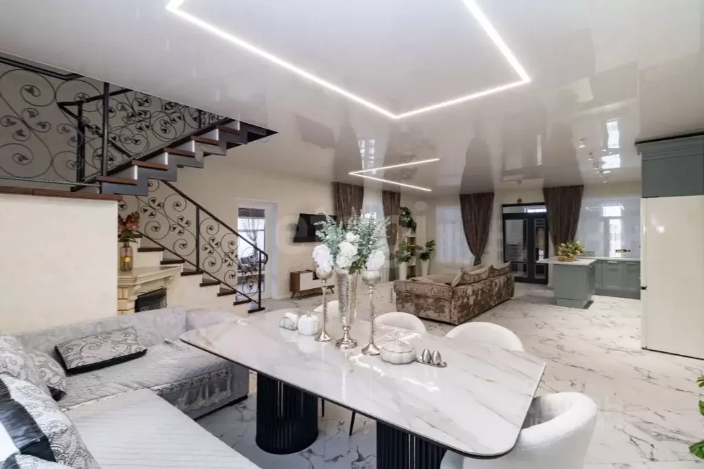 Дом в Красноярский край, Красноярск городской округ, с. Дрокино ул. ... - Фото 1