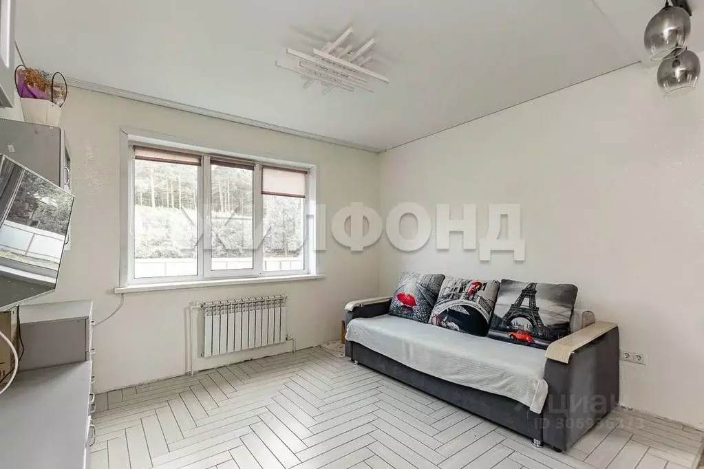 Дом в Алтайский край, Барнаул Власихинская ул. (120 м) - Фото 0