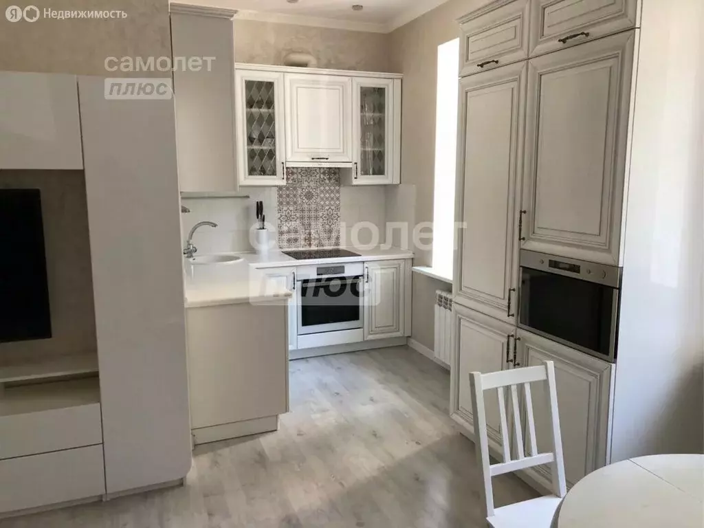 3-комнатная квартира: Москва, Октябрьская улица, 38к1 (65 м) - Фото 0
