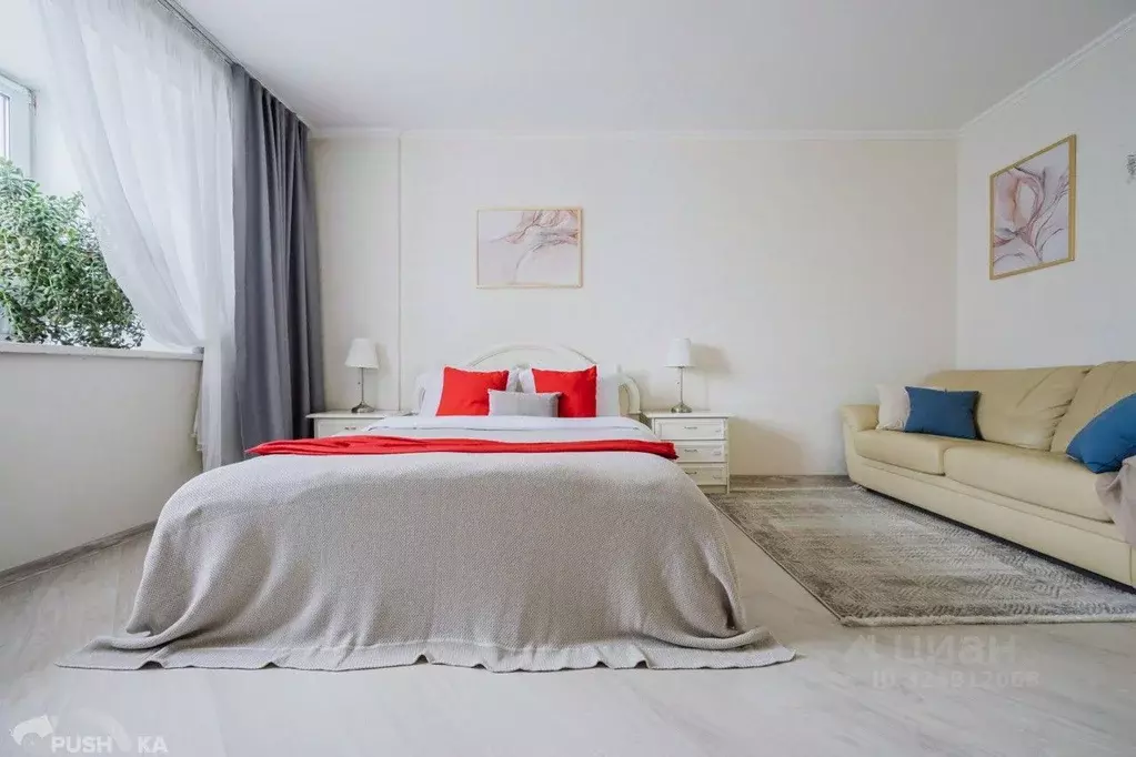 1-к кв. Свердловская область, Екатеринбург ул. Токарей, 40 (51.4 м) - Фото 2