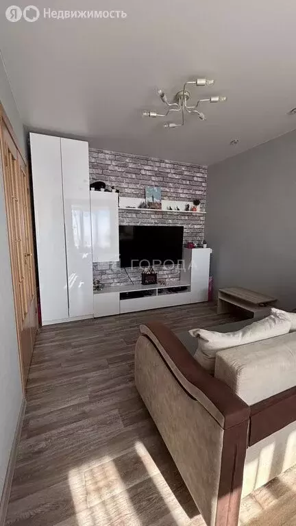 2-комнатная квартира: Томск, улица Ивана Черных, 3 (52.6 м) - Фото 2