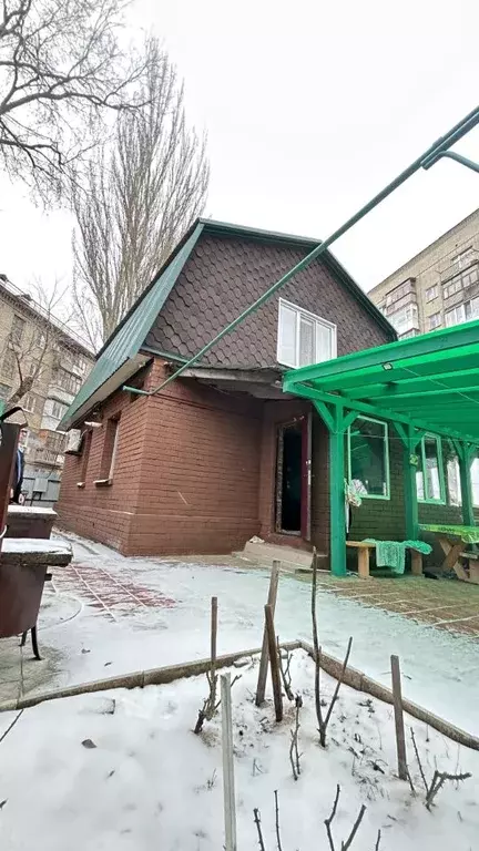 Дом в Саратовская область, Саратов СХИ мкр, Аэропорт Финский Дом кв-л, ... - Фото 2