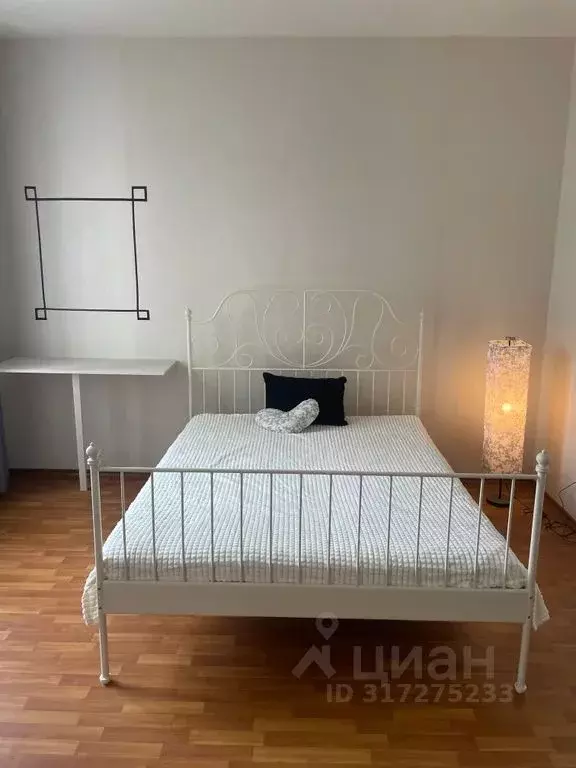 3-к кв. Санкт-Петербург ул. Метростроевцев, 1 (100.0 м) - Фото 0