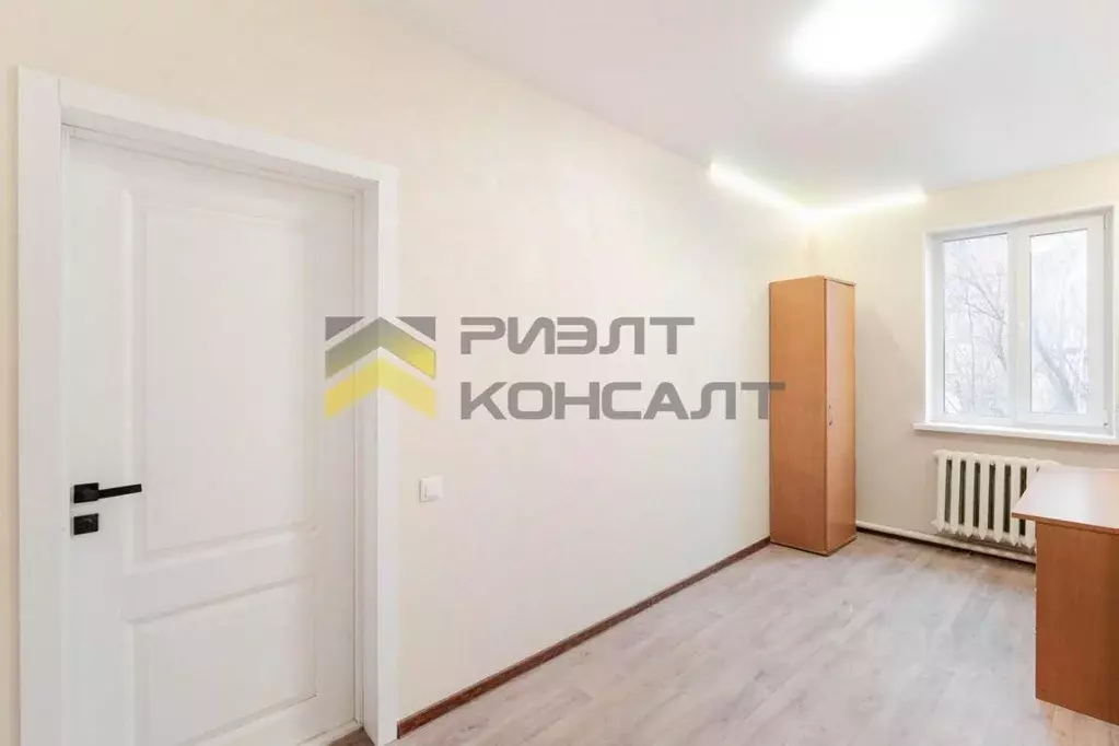 3-к кв. Омская область, Омск ул. 20 лет РККА, 200 (55.0 м) - Фото 2