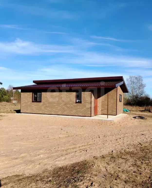 Дом в Псковская область, Псковский район, Тямшанская волость, д. ... - Фото 1