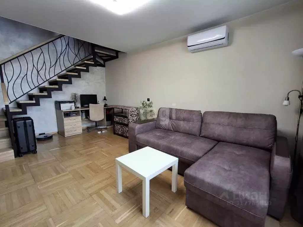 4-к кв. Воронежская область, Воронеж ул. Кирова, 10 (86.1 м) - Фото 0