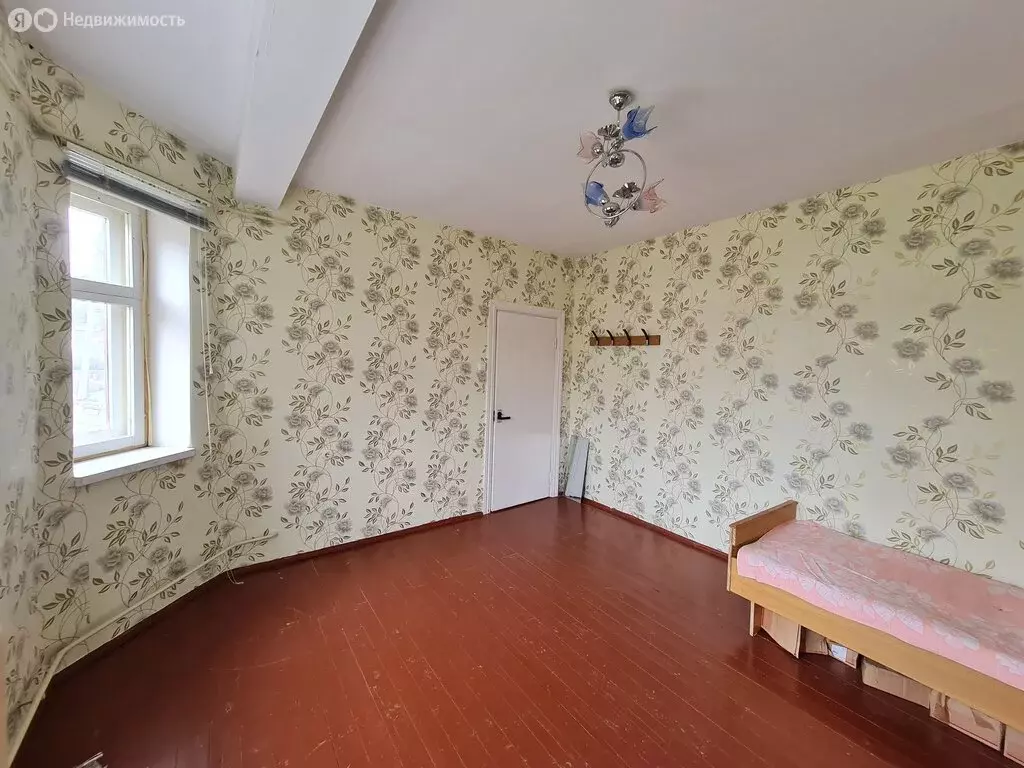 3-комнатная квартира: село Красноармейское, улица Ленина, 86 (95.3 м) - Фото 1