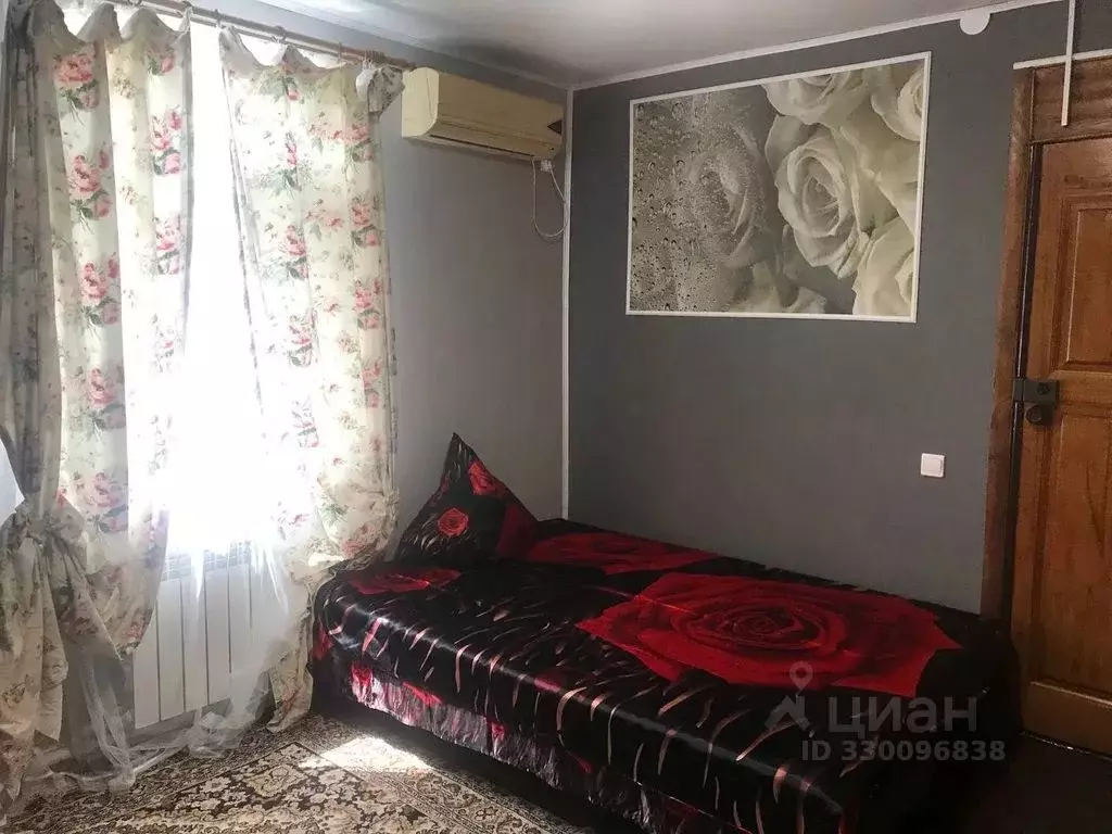 Дом в Краснодарский край, Туапсе Железнодорожный пер., 14 (37 м) - Фото 1