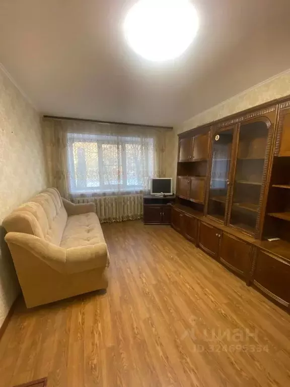 2-к кв. Омская область, Омск Учебная ул., 191А (43.0 м) - Фото 0