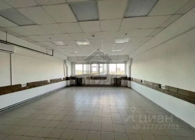 Помещение свободного назначения в Красноярский край, Красноярск ... - Фото 1