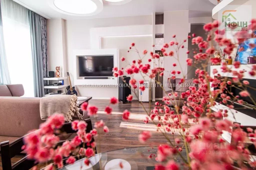 4-к кв. Карелия, Петрозаводск ул. Чапаева, 42А (115.0 м) - Фото 0