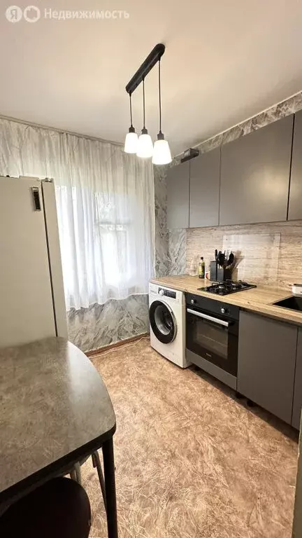 2-комнатная квартира: Березники, улица Ломоносова, 117 (40.1 м) - Фото 1