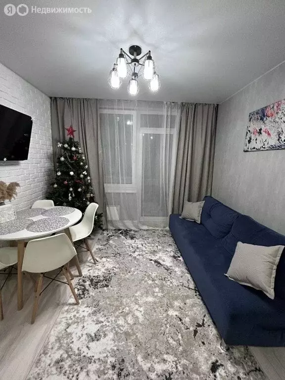 2-комнатная квартира: Екатеринбург, улица Краснолесья, 10 (58.9 м) - Фото 1