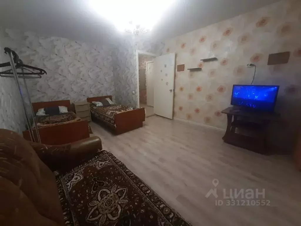 1-к кв. Воронежская область, Кантемировка рп ул. Буденного, 7 (33.0 м) - Фото 1