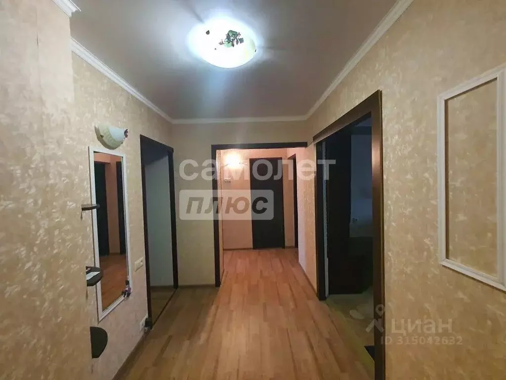 3-к кв. Калмыкия, Элиста 8-й мкр,  (64.0 м) - Фото 1