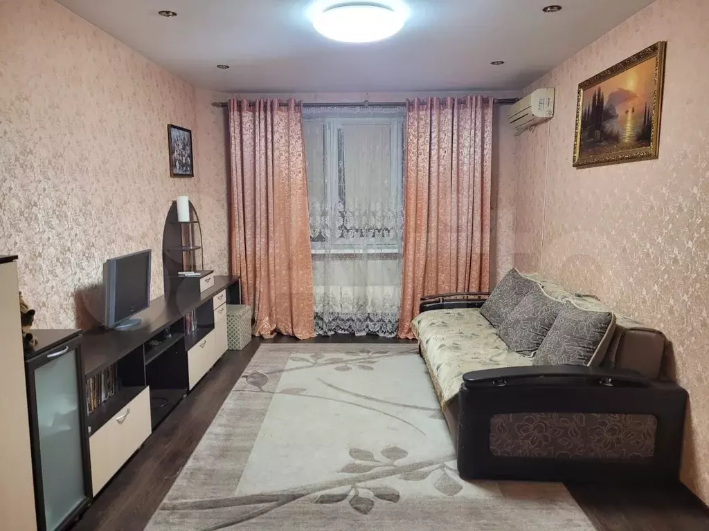 Улица быстрова волгоград. Снять квартиру в волгоград кировский. Снять квартиру в волгоград кировский. Снимать квартиру волгоград дзержинский долгосрочная. Тц ворошиловский волгоград.