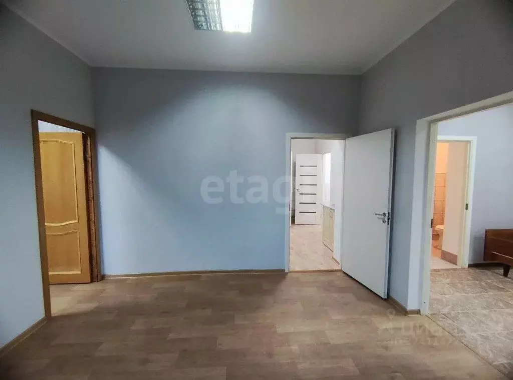 Дом в Белгородская область, Бирюч Красногвардейский район, ул. ... - Фото 1