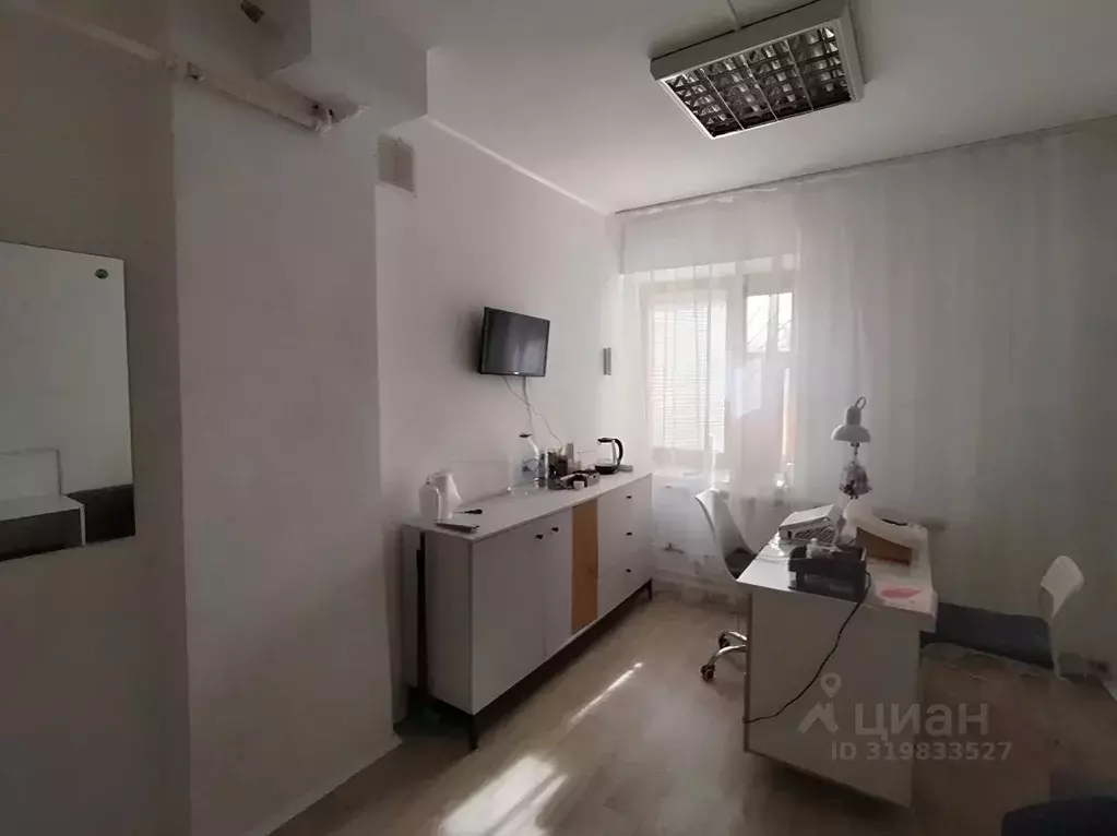 Помещение свободного назначения в Свердловская область, Нижний Тагил ... - Фото 0