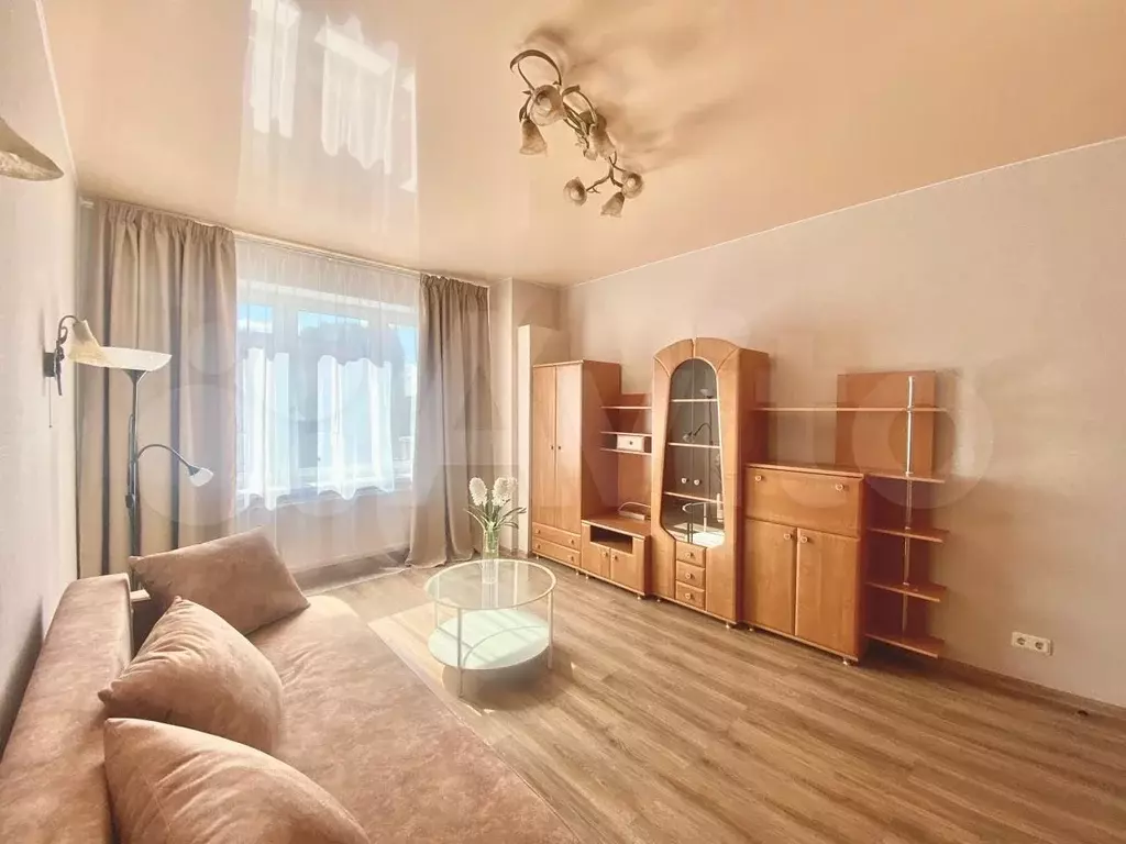 1-к. квартира, 45 м, 5/10 эт. - Фото 1