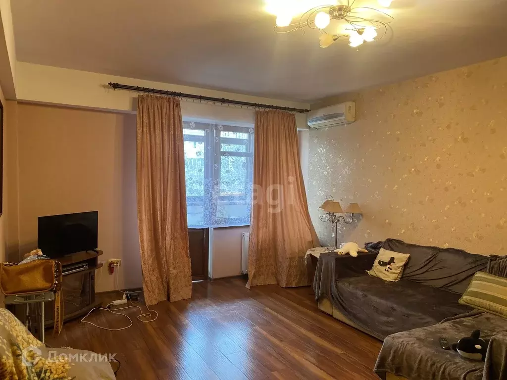 Продаётся 1-к квартира, 75 м - Фото 0