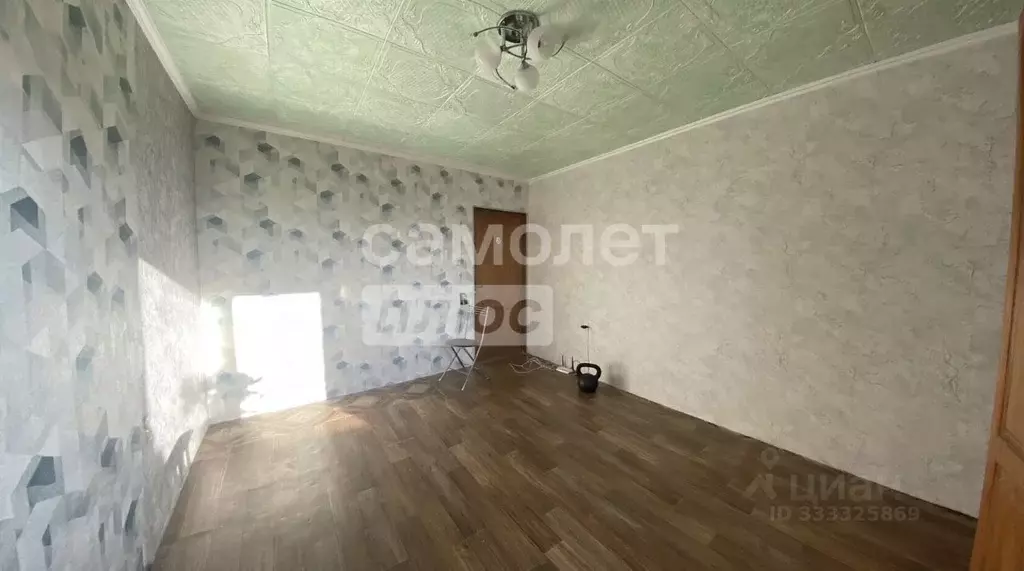 Комната Санкт-Петербург ул. Карпинского, 27К2 (12.4 м) - Фото 1