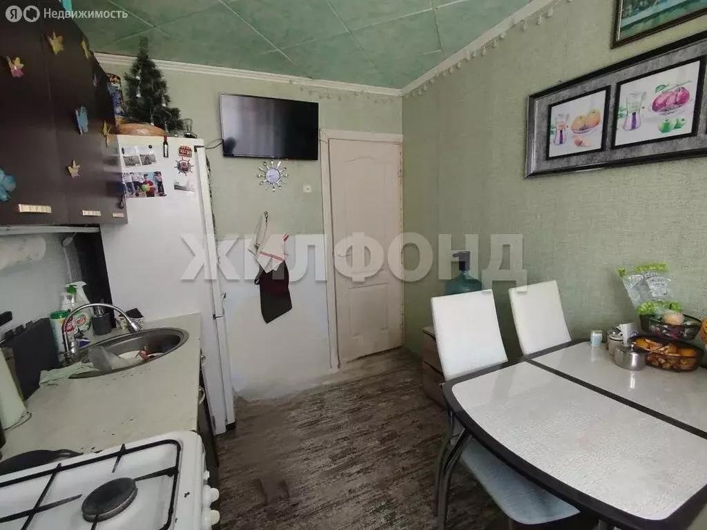 3-комнатная квартира: Георгиевск, улица Тронина, 11 (61 м) - Фото 1