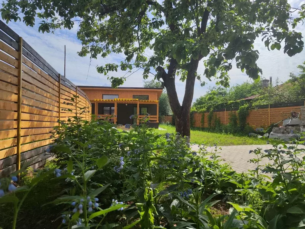 Дом в Московская область, Домодедово городской округ, д. Воеводино 1 ... - Фото 1