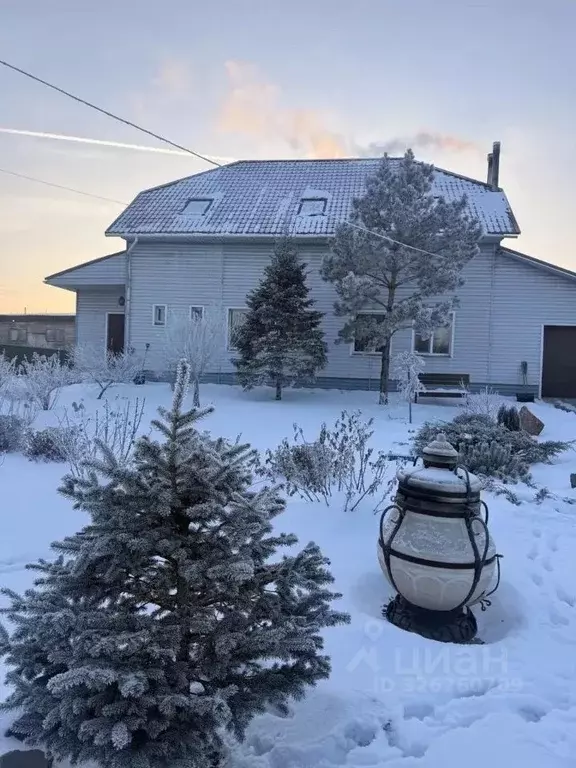 Коттедж в Красноярский край, Емельяново пгт ул. Майская, 16 (304 м) - Фото 1