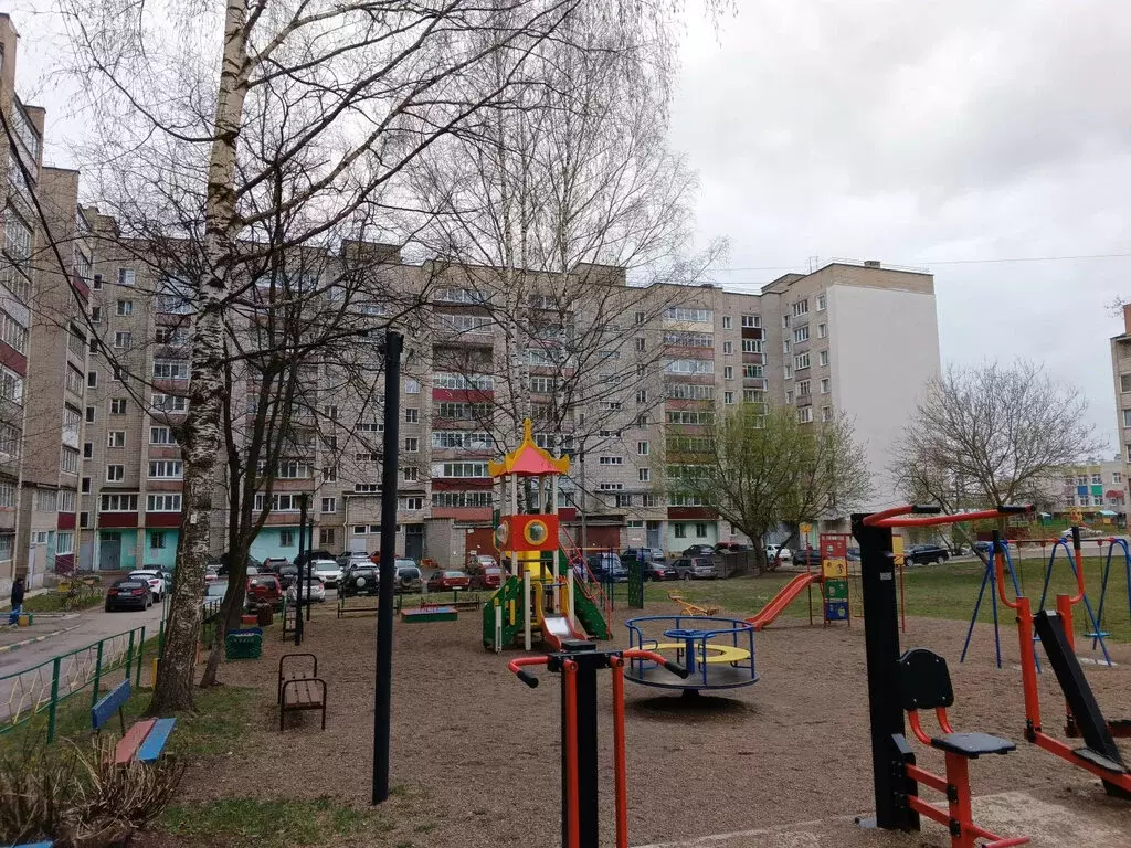 3-комнатная квартира: Киров, улица Крупской, 5 (63.8 м) - Фото 0