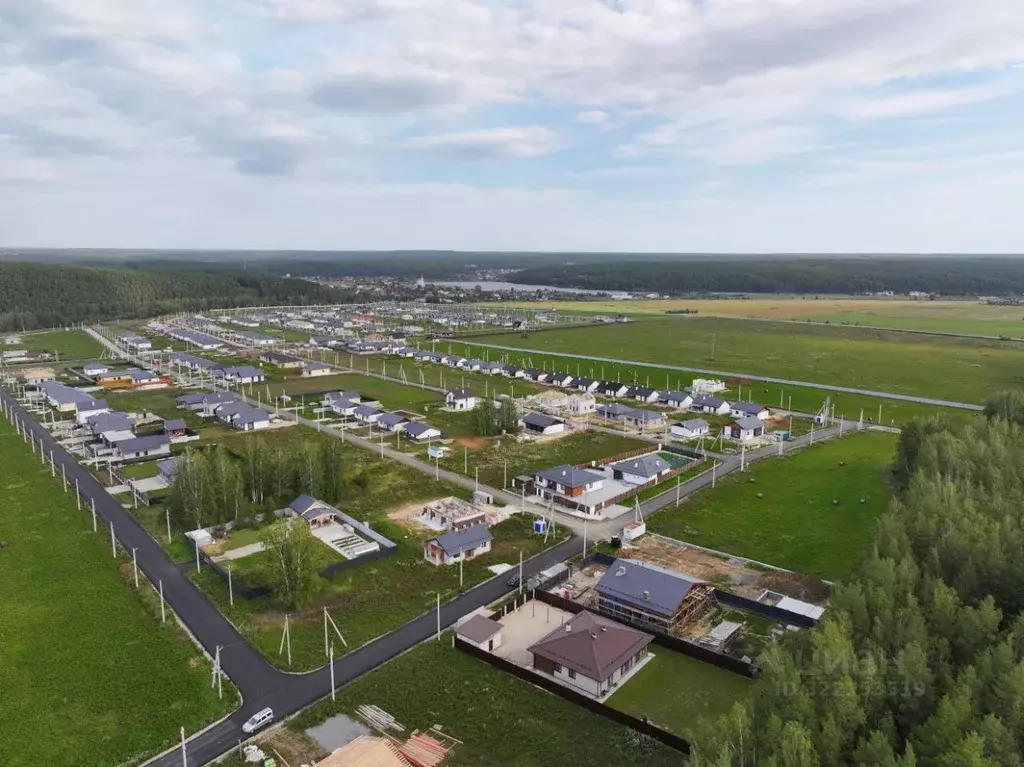 Участок в Свердловская область, Сысертский муниципальный округ, ... - Фото 1