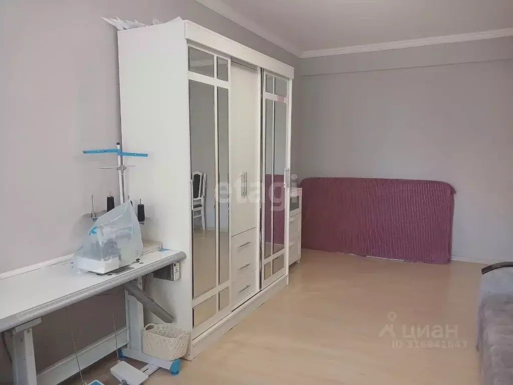 3-к кв. Ингушетия, Магас ул. Саида Чахкиева (80.0 м) - Фото 0