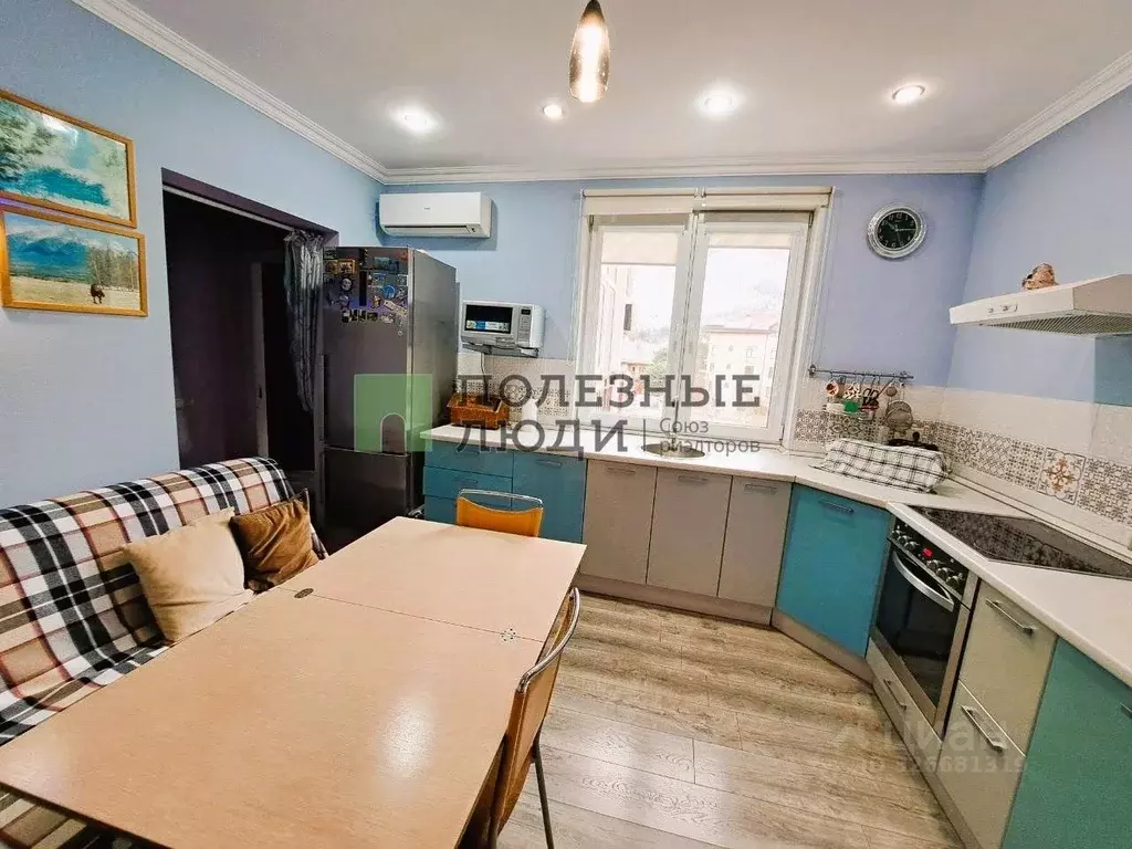 2-к кв. Краснодарский край, Геленджик Горная ул., 15С (62.2 м) - Фото 1