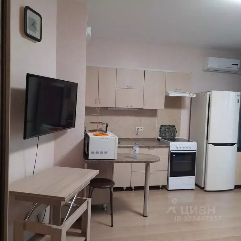 Студия Челябинская область, Челябинск ул. Петра Сумина, 26 (24.5 м) - Фото 1