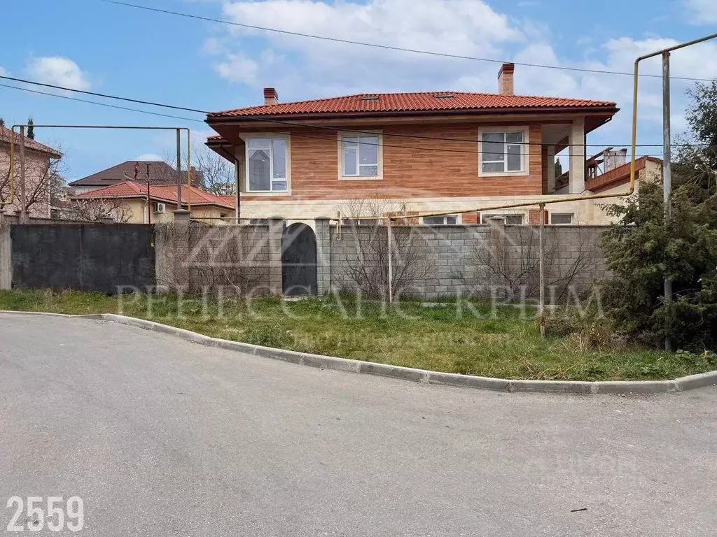 Дом в Севастополь ул. Генерала Лебедя, 8 (247 м) - Фото 0