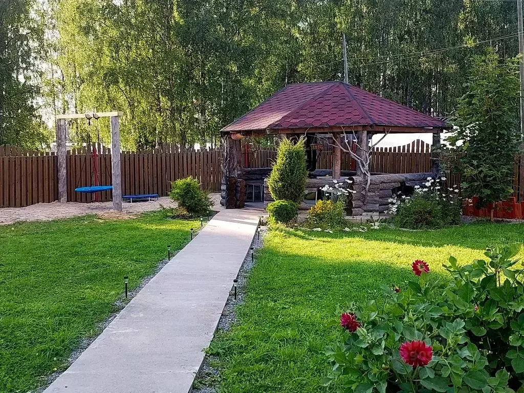 Дом в Карелия, Сегежский муниципальный округ, пос. Олений ул. ... - Фото 0