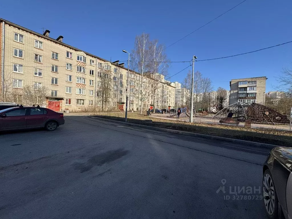 2-к кв. Санкт-Петербург пос. Парголово, ул. Первого Мая, 81 (56.0 м) - Фото 2