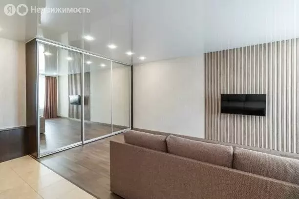 1-комнатная квартира: Омск, улица Перелёта, 31 (40 м) - Фото 1
