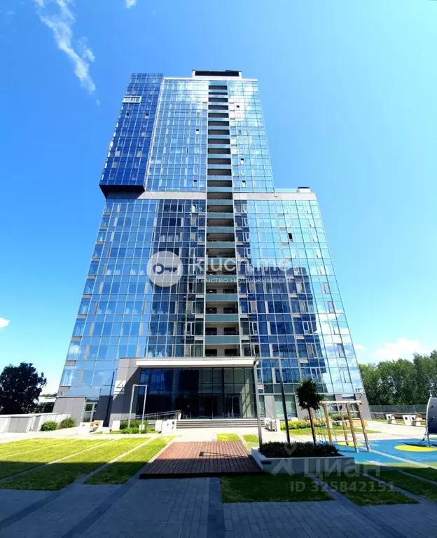 3-к кв. Татарстан, Казань Шоссейная ул., 57 (246.7 м) - Фото 1