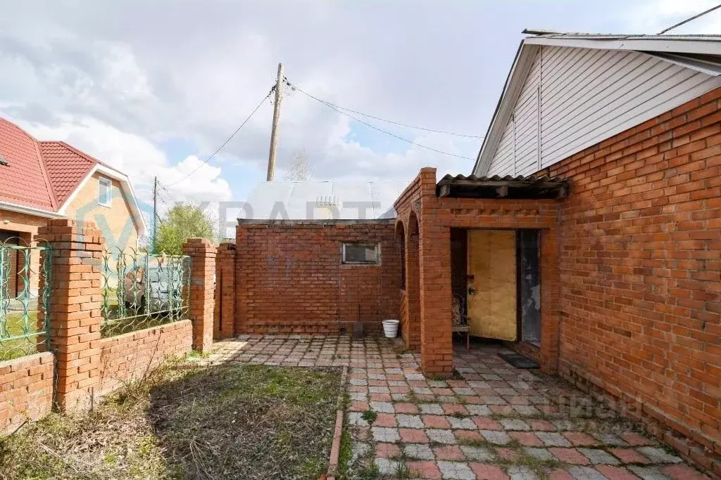 Дом в Омская область, Омский район, с. Розовка Школьная ул. (67 м) - Фото 0